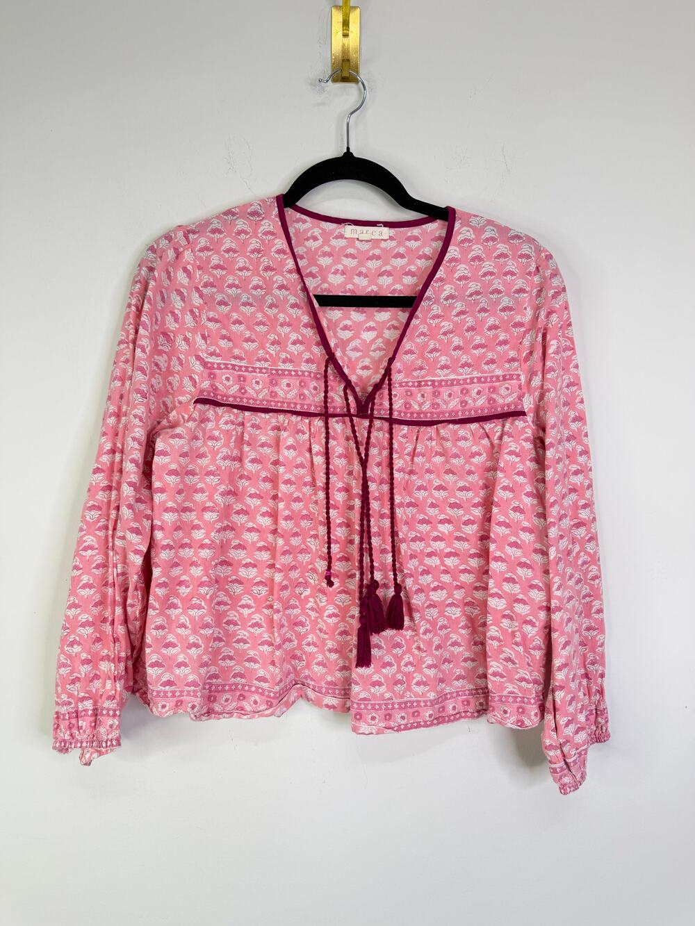 Marea Isla top pink floral block print puff sleeves Size Medium Pink